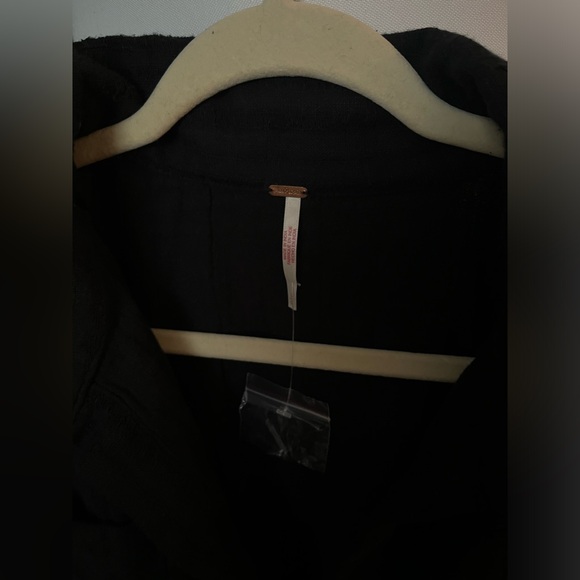 NWOT FREE PEOPLE Stay Cool Set In Black MSRP $98 Size L - Picture 8 of 16